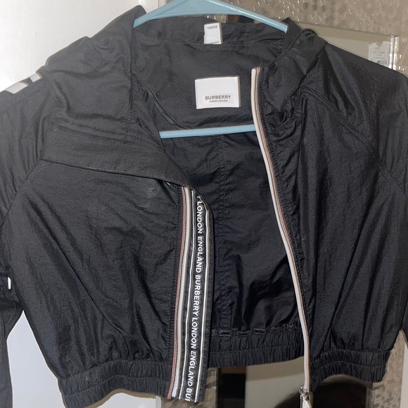 Burberry Windbreaker - Picture 4 of 4